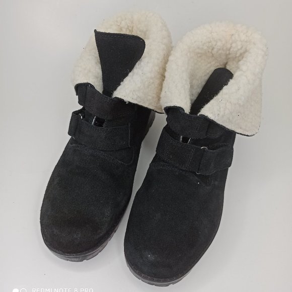 Newport News Shoes - Newport news Black suede leather booties